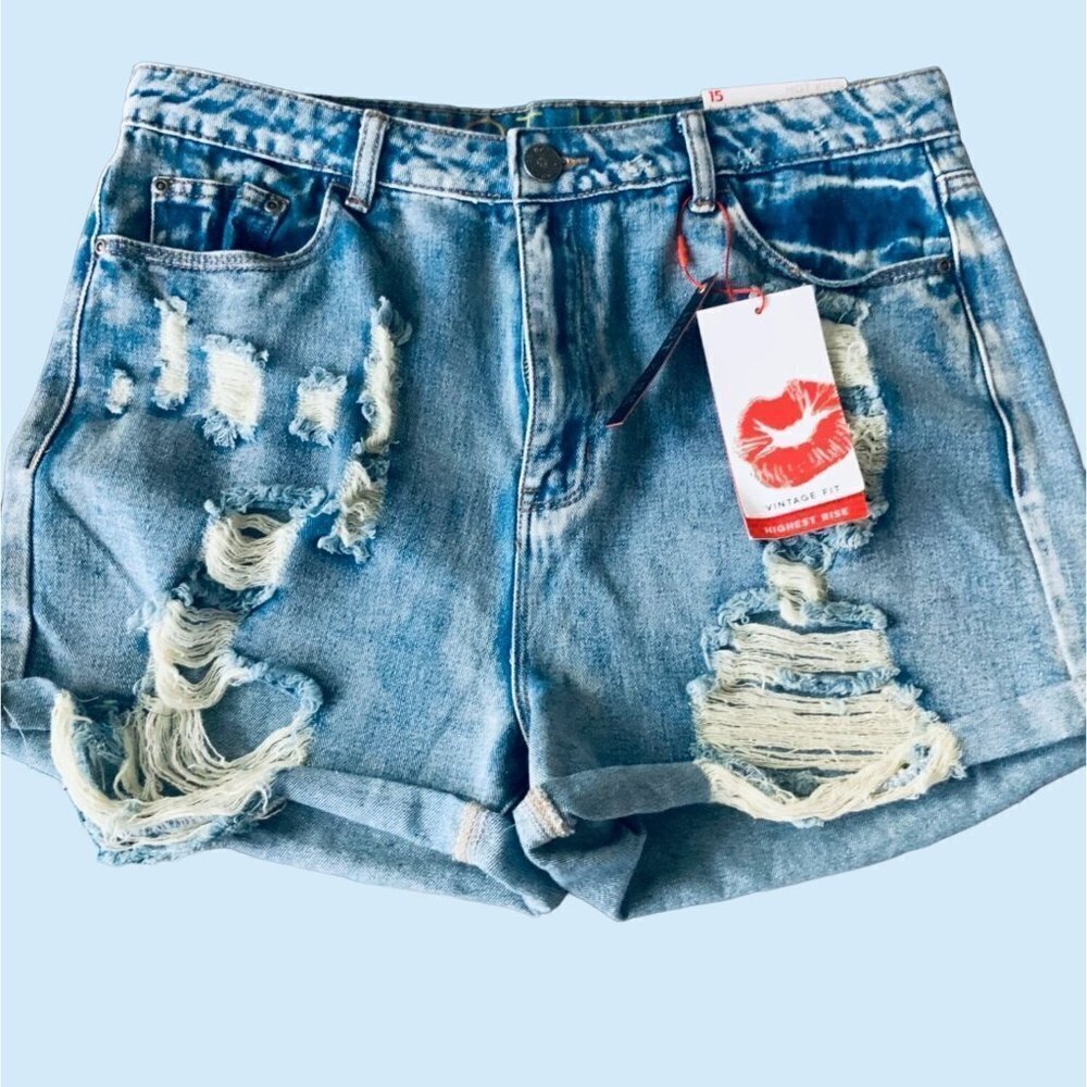 HOT KISS JUNIORS DISTRESSED 5 POCKET BLUE DENIM SHORT NEW SIZE 15
